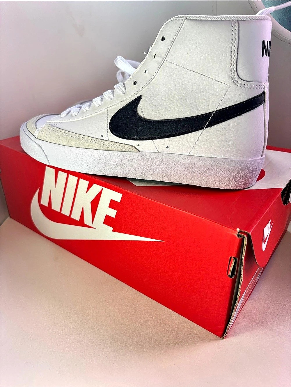 Nike Blazer Mid '77 High-Top Sneakers White & Black US 7Y Like New